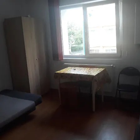Comfortable Apartment Near Coresi Mall * Брашов